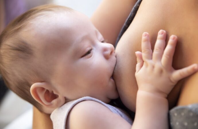 Odporność a karmienie piersią: jak naturalne żywienie wpływa na zdrowie dziecka?